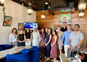 Brasileira realiza workshop de LinkedIn para comunidade empresarial nos Emirados Árabes Unidos