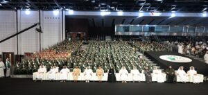 Celebração da Polícia de Dubai: 922 Estudantes Formados no Programa de Verão