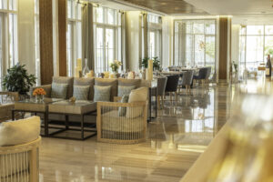 Descubra o Zero Loop Journey no Catch at St. Regis de Abu Dhabi
