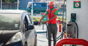 Atualização Mensal: Preços dos Combustíveis nos EAU para Outubro de 2025