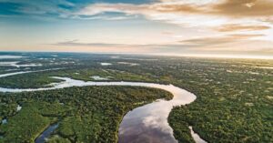 Crescimento do Mercado de Curtain Walls de Vidro: Oportunidades para o Futuro