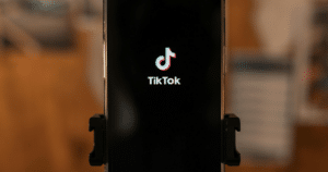 TikTok Intensifica Combate a Conteúdos Irregulares nos EAU